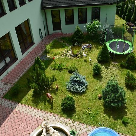 Dw Jontek Hotel Щирк Екстериор снимка