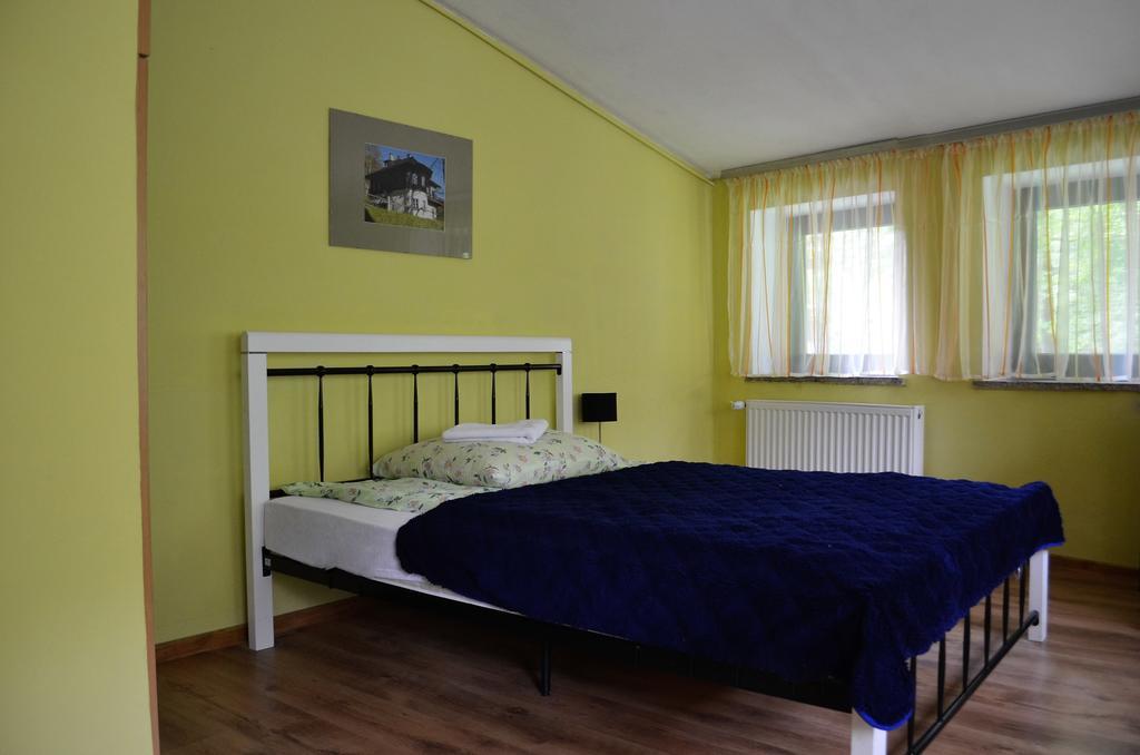 Dw Jontek Hotel Щирк Екстериор снимка